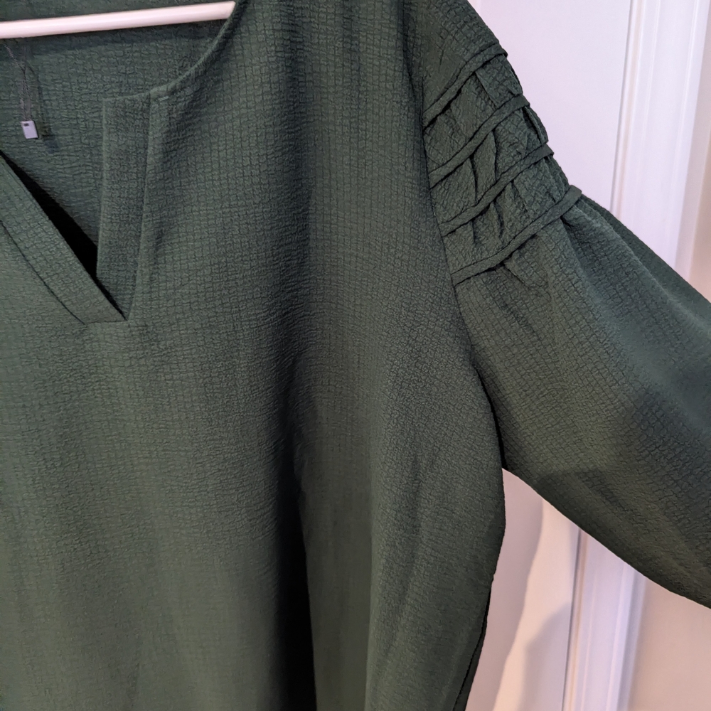 Dark Green Women's Top - Picture 3 of 4